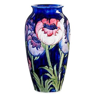 MOORCROFT Large Poppy/Anemone vase