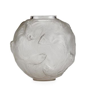 LALIQUE "Formose" vase