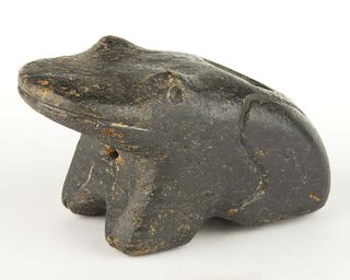 NATIVE AMERICAN CARVED-STONE FROG EFFIGY PIPE