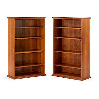 THOMAS MOSER Pair of bookcases