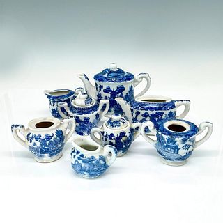 8pc Blue Willow Child's Tea Set Tea Pots and Serving Pieces