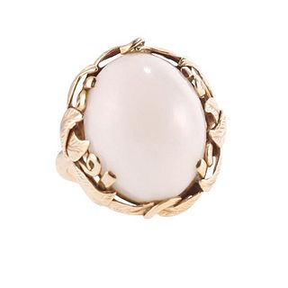 14k Gold White Jade Cabochon Ring