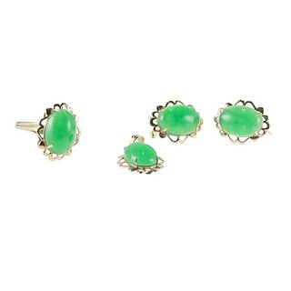 14k Gold Jade Diamond Earrings Ring Pendant Set