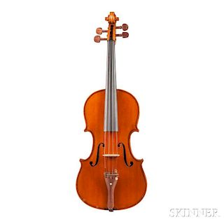 Violin, labeled Eckart Richter/Geigenbaumeister/Markneukirchen 1988, length of back 352 mm, with case.