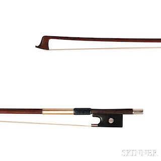 Gold-mounted Violin Bow, the round stick stamped J. TUBBS, weight 61.5 grams.