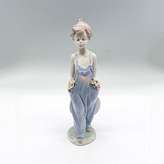 Lladro Porcelain Figurine, Pocket Full Of Wishes