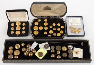 ASSORTED MILITARY AND OTHER UNIFORM BUTTONS, UNCOUNTED LOT
