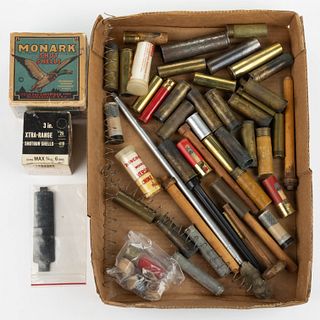 VINTAGE SHOTGUN SHELLS / CASINGS AND BOXES, UNCOUNTED LOT