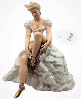 Seated Ballerina, A Vintage German Willendorf Hand Painted Figurine, Hallmarked