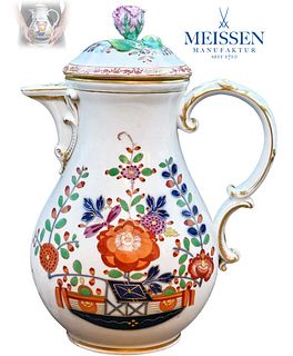 19th C. Meissen Kakiemon Hand Painted Porcelain Pot
