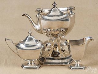 Mount Vernon silversmiths sterling silver three-piece tea service, to include a kettle on a stand