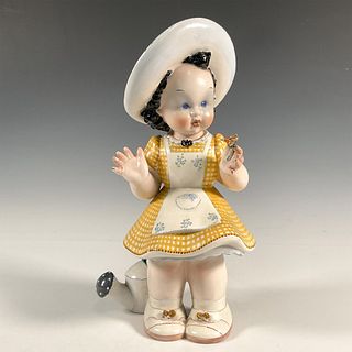 Italian Ceramic Bambina Figurine