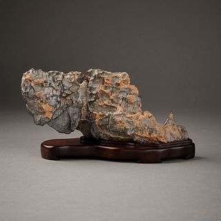 Chinese Lingbi Limestone Scholar's Rock