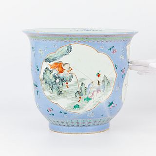 19th c. Chinese Famille Rose Porcelain Planter