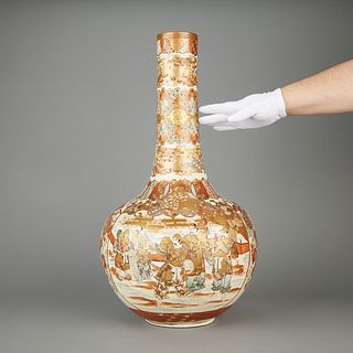 Massive Japanese Meiji Satsuma Bottle Vase