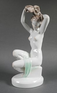 HEREND SCULPTURE OF A NUDE WOMAN