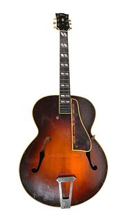 1945 GIBSON L-7 ACOUSTIC GUITAR