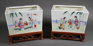 PAIR CHINESE QING PORCELAIN PLANTERS