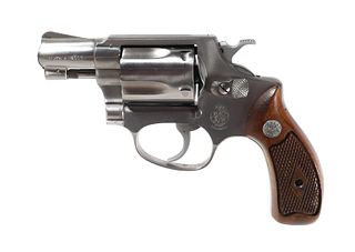 SMITH AND WESSON 60 REVOLVER 38