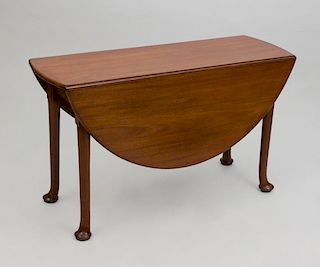 Queen Anne Mahogany Drop-Leaf Table