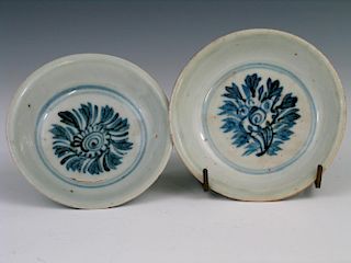 Two Chinese blue and white porcelain dishes.