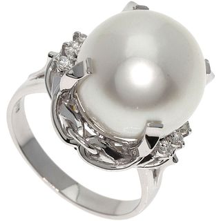 WHITE PEARL DIAMOND RING PLATINUM