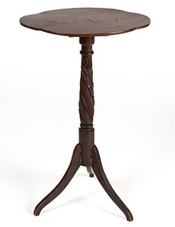 AMERICAN FEDERAL-STYLE TILT-TOP CANDLESTAND