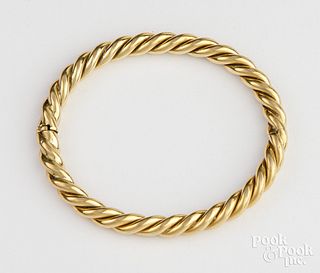 18K gold bangle bracelet