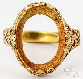 18K yellow gold ring