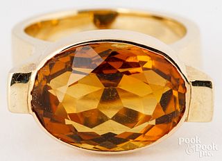 14K yellow gold ring with citrine
