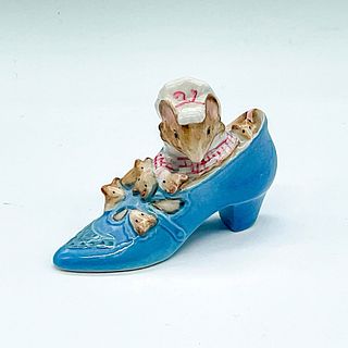 Beswick Beatrix Potter's Figurine, Mouse in Shoe