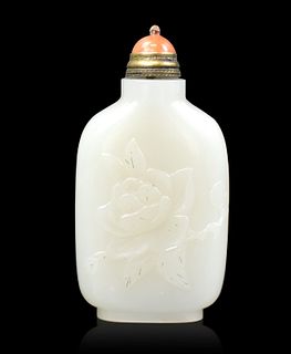 Chinese White Jade Carved Snuff Bottle,Qing Dynast