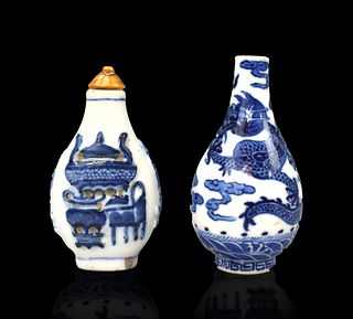 2 Chinese Blue & White Snuff Bottle, Qing Dynasty