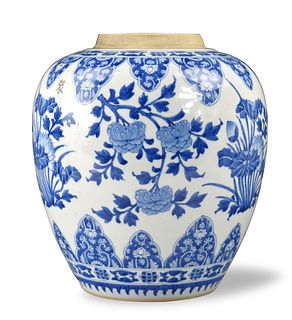 Chinese Blue & White Floral Jar ,Qing Dynasty