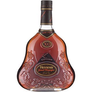 Hennessy. X.O. Cognac.