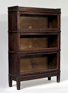 Early 20C. American Mahogany Barrister Bookcase