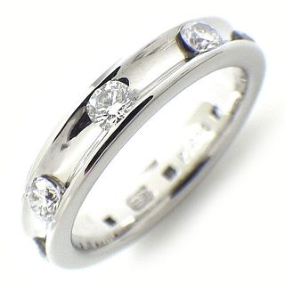 RING VOILA CHANNEL SETTING WEDDING BAND
