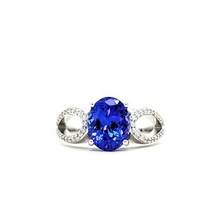 Tanzanite Ring with Looped Diamond Shoulders
