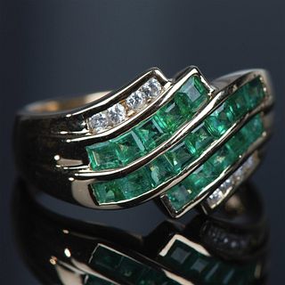 Fabulous 14K Yellow Gold, Emerald & Diamond Ring