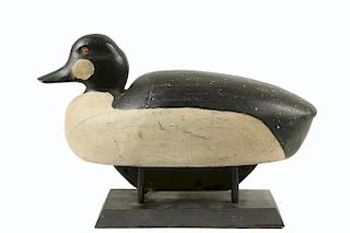 DUCK DECOY ON STAND