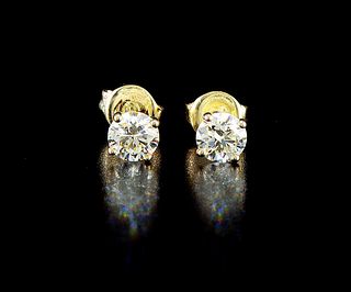 14k yellow gold 1.07ctw Diamond Earrings