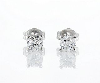 14kt White Gold 0.66ctw Diamond Earrings
