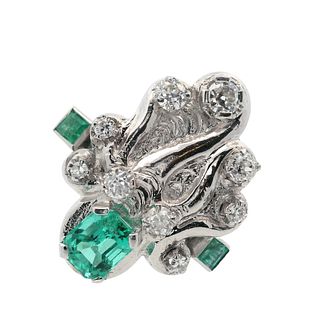 2.50 Ctw in Emeralds and Diamonds 18 kt Gold Ring