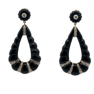 Mid-centruy 18k Gold hanging Earrings with Onyx and Diamonds