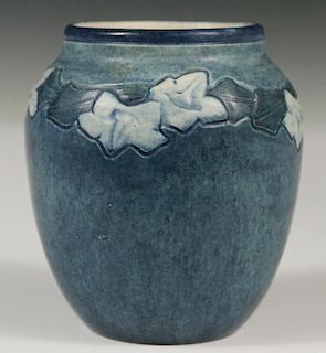 NEWCOMB COLLEGE ART POTTERY VASE, MARY SUMMEY