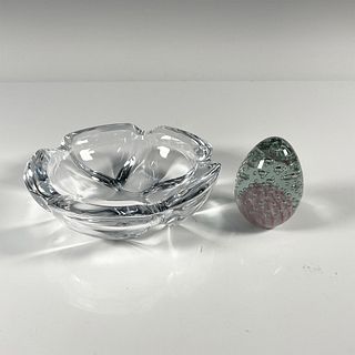 2pc Decorative Glass Objects, Ashtray & Ornamental Egg