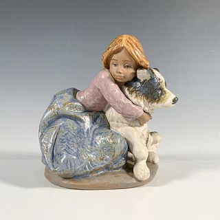 A Big Hug 1012200 - Lladro Porcelain Figurine