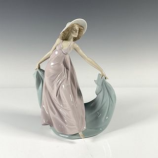 Lladro Porcelain Figurine, May Dance 1005663
