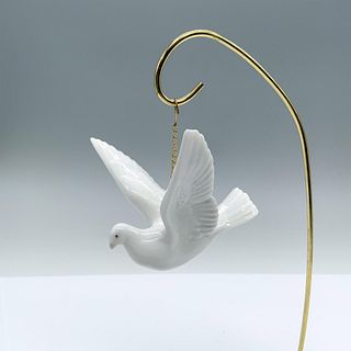 Lladro Porcelain Ornament, Landing Dove 1006266