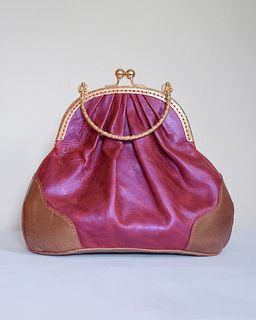 JULIA HARRINGTON '20, Pink Handbag